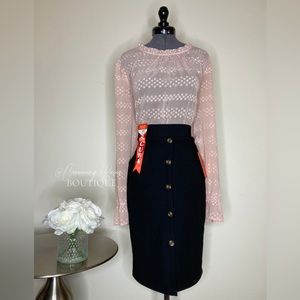 XLarge Mesh Soft Pink Bell Cuffed Long Sleeved Liz Claiborne Career Blouse